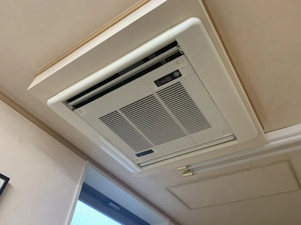 空気清浄機(待合室①)